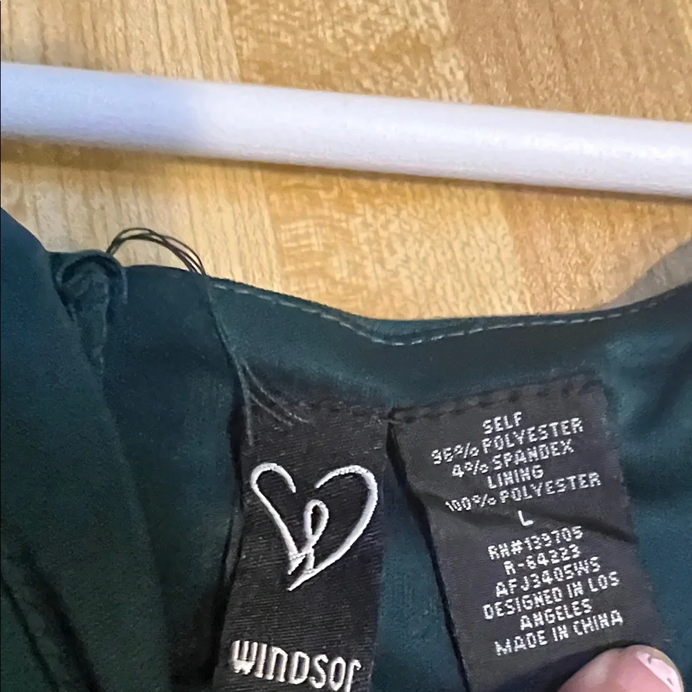 #101**Elegant (Large ) Hunter Green Spaghetti Strap Dress - Picture 8 of 12